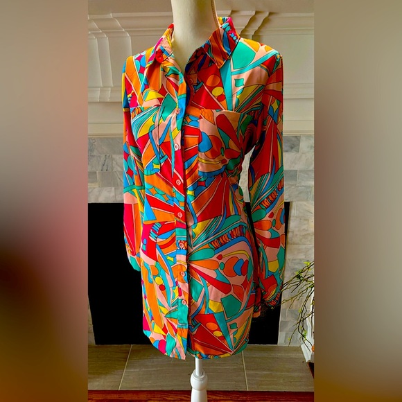 Colorful Abstract Button-Up Shirt - Picture 2 of 3